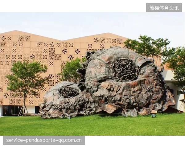 《北京精神：从“标杆”到“疑问”——探寻城市精神的真实底色》